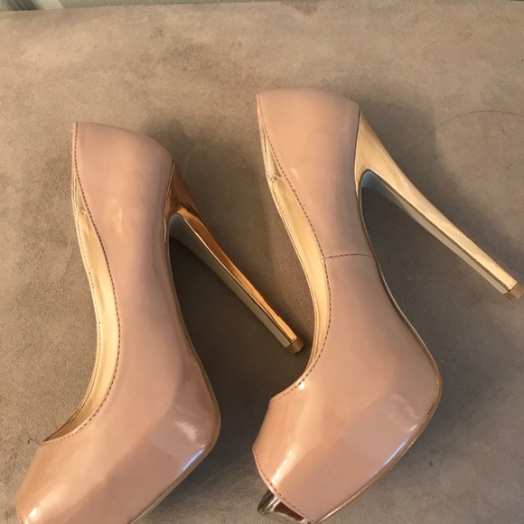 Nude platform peep toe- sz7 - Picture 3 of 4